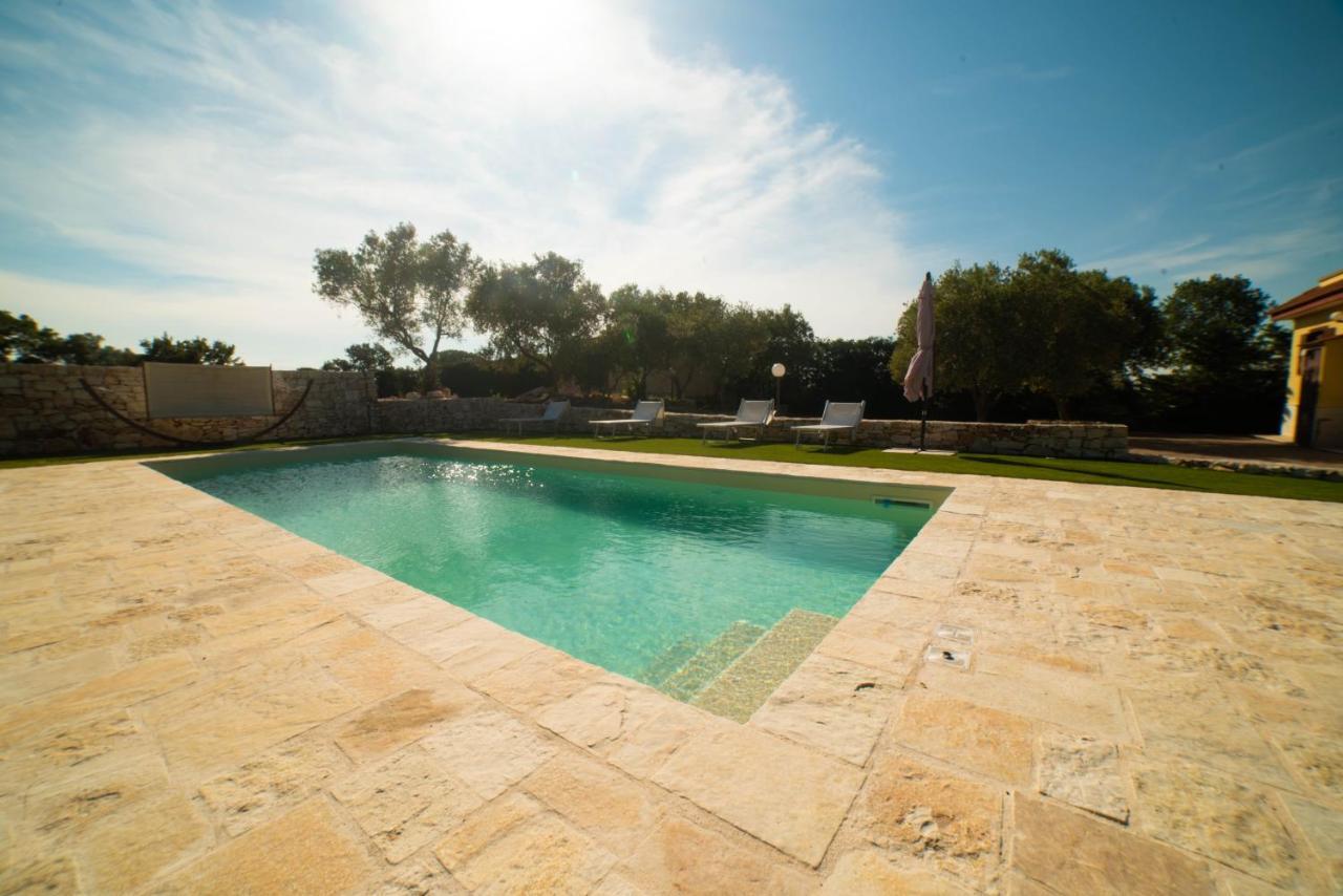 Villa Patrizia-Luxury Villa Mottola Esterno foto