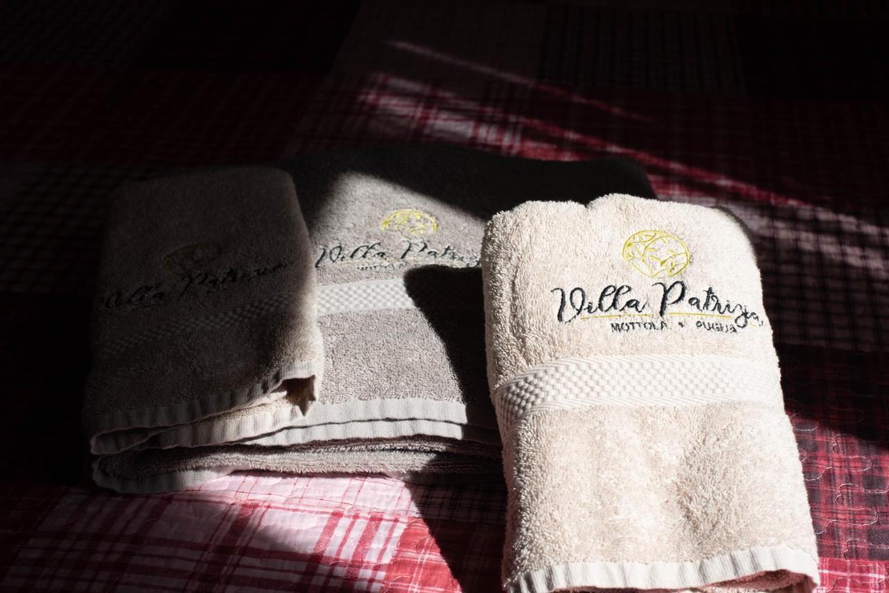 Villa Patrizia-Luxury Villa Mottola Esterno foto