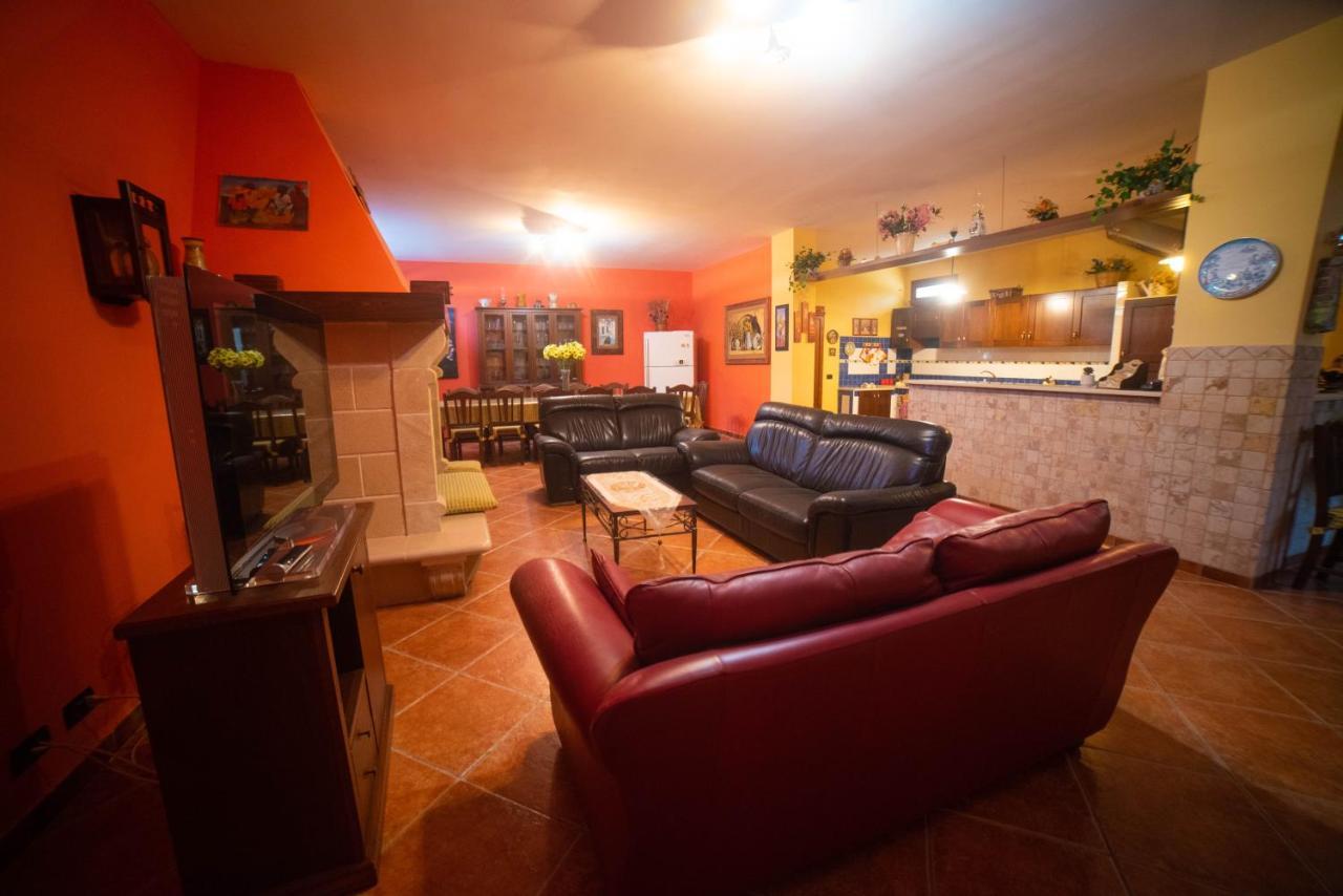 Villa Patrizia-Luxury Villa Mottola Esterno foto