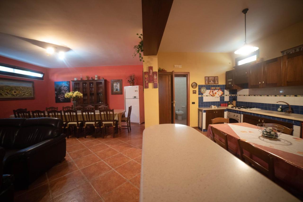 Villa Patrizia-Luxury Villa Mottola Esterno foto