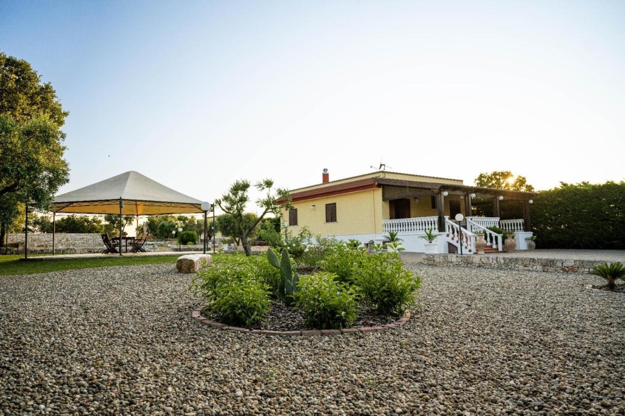 Villa Patrizia-Luxury Villa Mottola Esterno foto