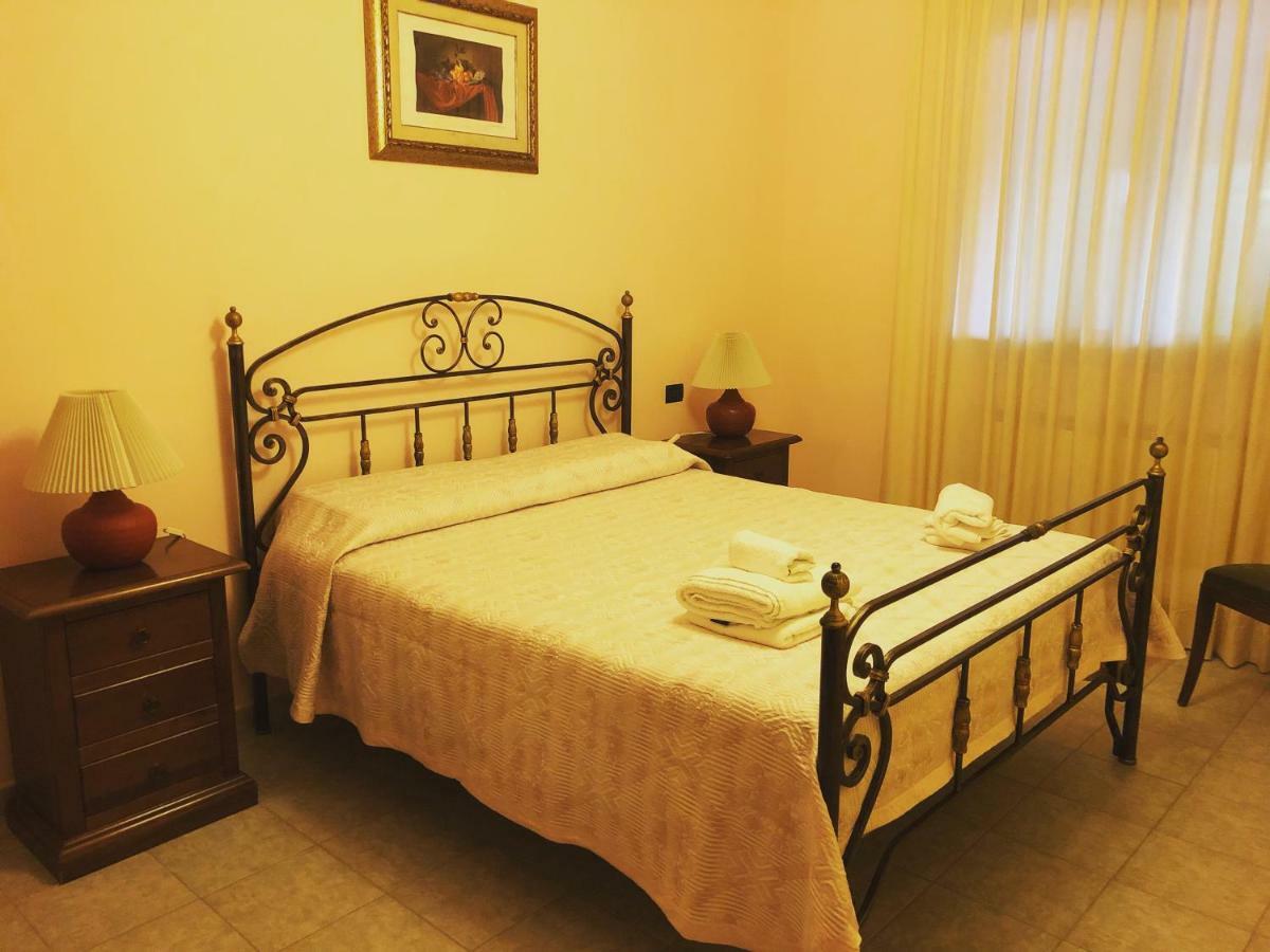Villa Patrizia-Luxury Villa Mottola Esterno foto